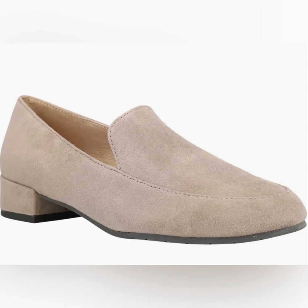 Eileen Fisher Elan Grey/Taupe Suede Loafers Size 7.5, new w/o box